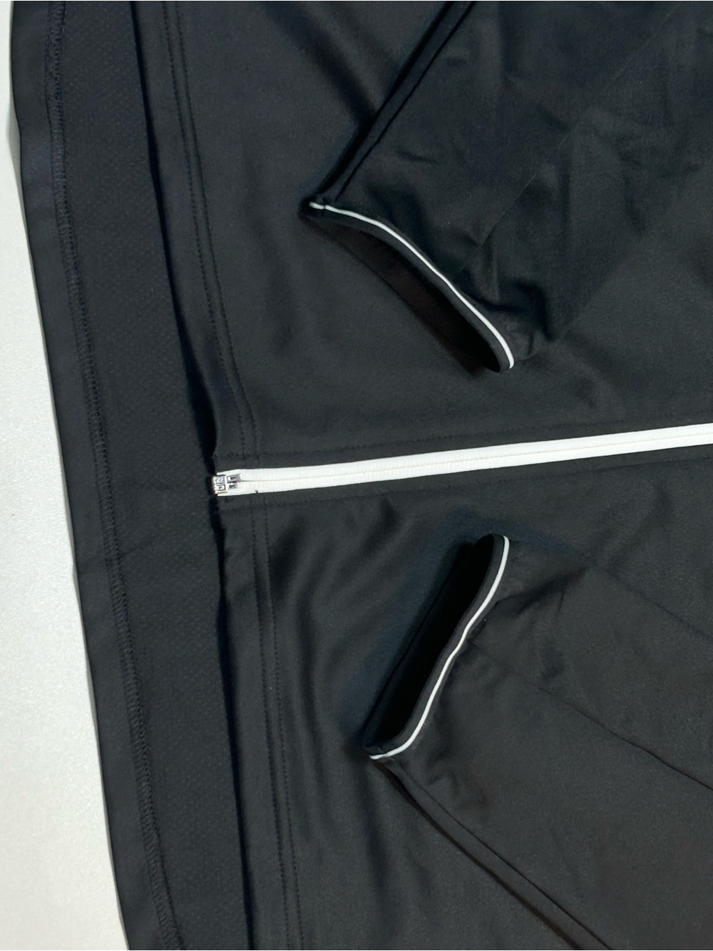 Puma Men's Full Zip Track Jacket Hoodie Black White Logo Activewear - Picture 2 of 8